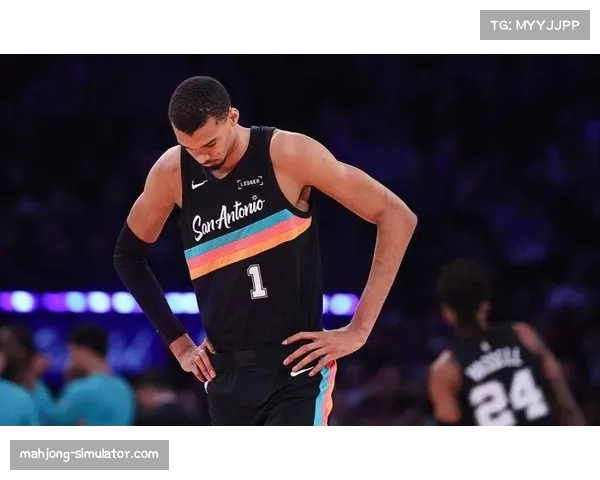 马刺11连胜期间助攻失误比3.2-1,团队篮球执行力强 马刺11连胜期间助攻失误比3.2-1,团队篮球执行力强